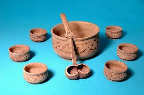 Ол еңкейіп, есегін жайып жіберді (фото)