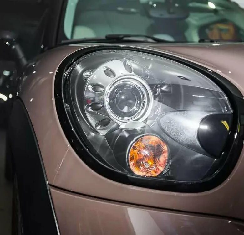 Фары mini cooper. Фара Mini Cooper Countryman. Фара на мини Купер Кантримен. Led фары Mini Cooper Countryman. Светодиодные противотуманные фары Mini Countryman.