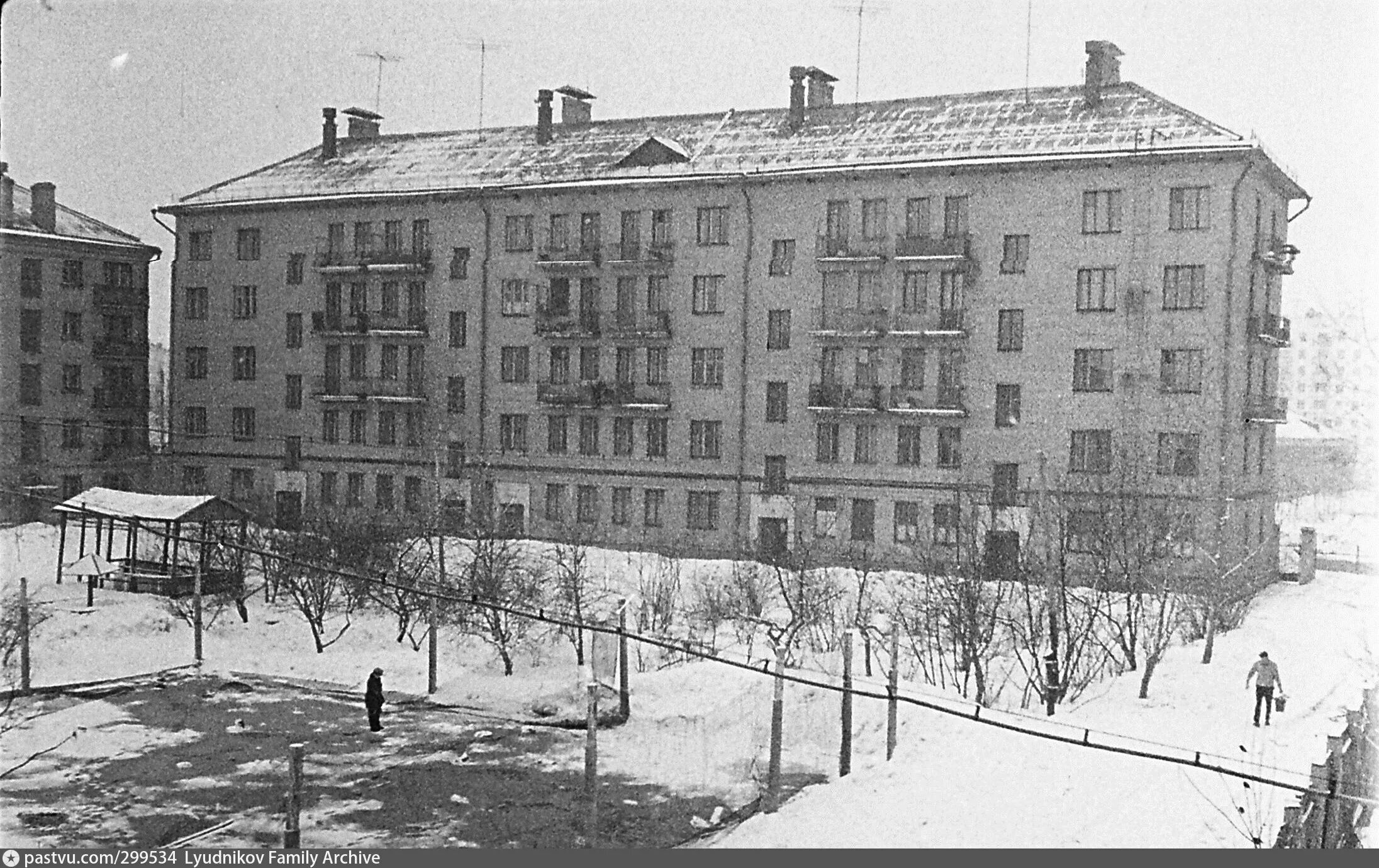 Перовская улица. Вид на 34 дом - Retro photos