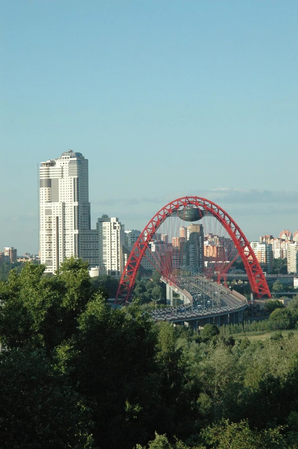 Погода в крылатском сегодня. Крылатские холмы. Крылатское заповедник. Холмы в Крылатском. Ригль Крылатские холмы.