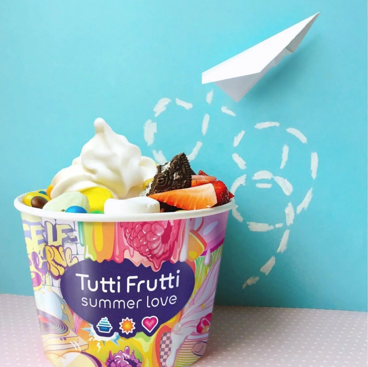 Summer Love Frozen Yogurt кафе. Тути фрути