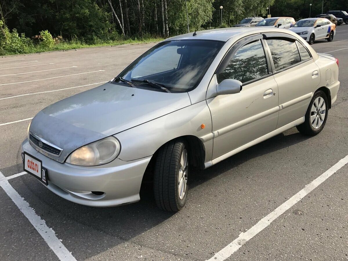 Киа рио 1 поколения купить. Kia Rio 2002. Kia Rio 1 2002. Киа Рио 1999-2002. Киа Рио 2002 седан.