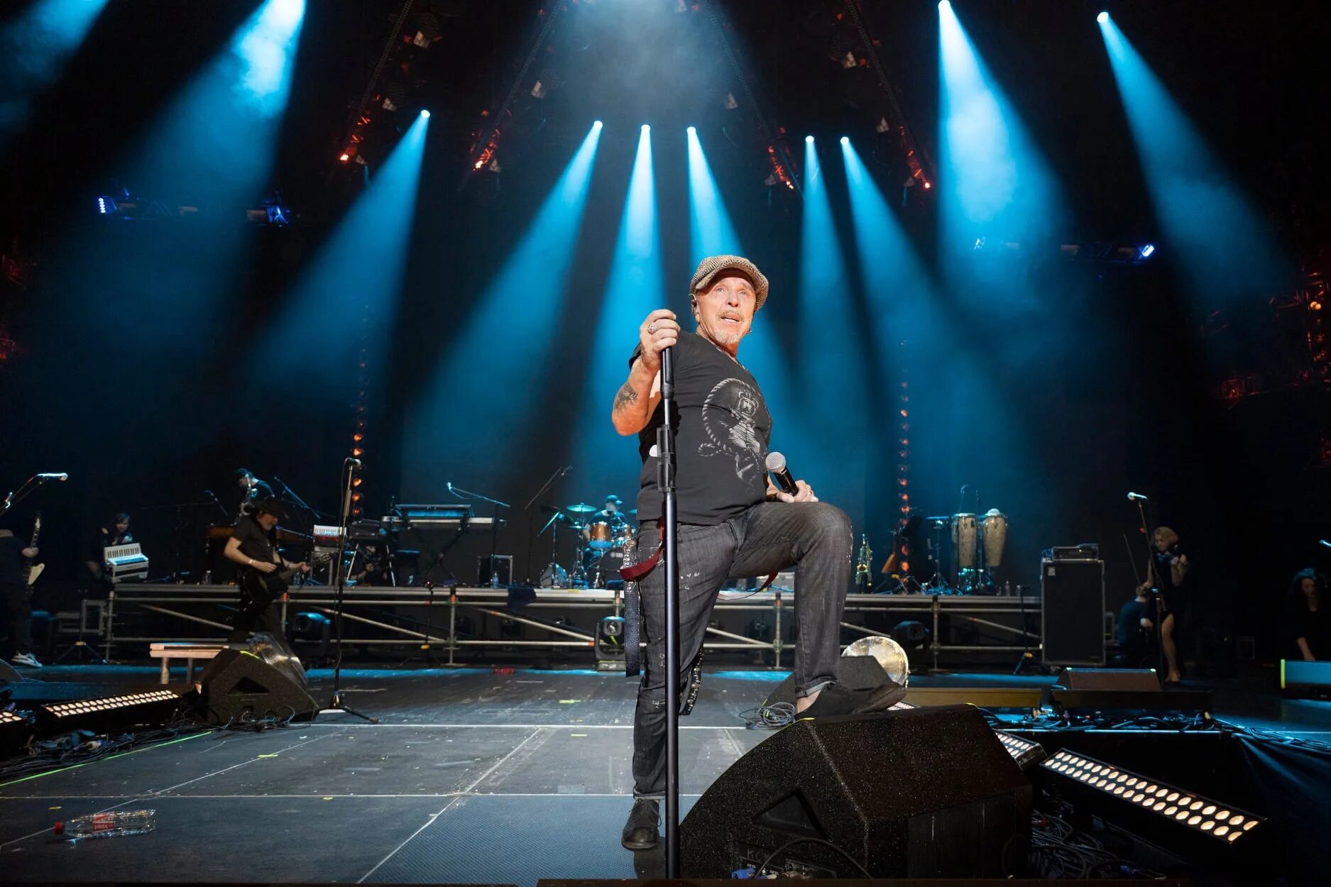 гарик сукачев праздник. гарик сукачев. сукачев концерты 2024. сукачев summer stage. сукачев концерты 2024.