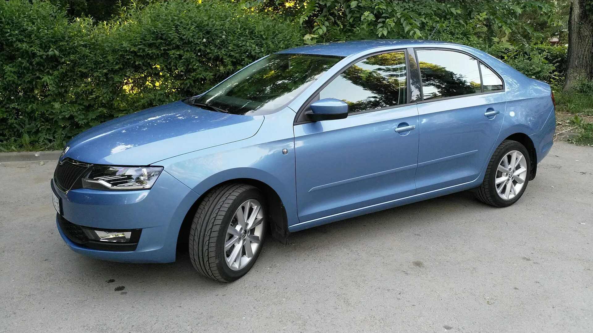 Skoda rapid 1.6 mpi. Кик кс700 skoda rapid. кик кс 700 шкода рапид. рапид драйв 2. кс700 на шкода рапид.
