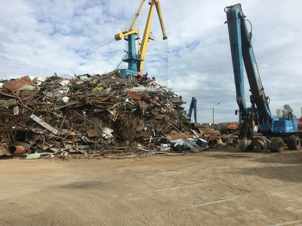 прием металла. утилизация металлолома. база металлолома. сдать металлолом в москве с вывозом. сдать металлолом в москве с вывозом.
