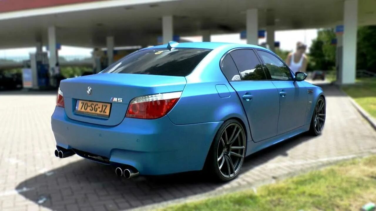 Бмв е60 бимка. BMW m5 e60. BMW 5 e60 m5. BMW m5 e60 2006. BMW m5 e60 синяя.