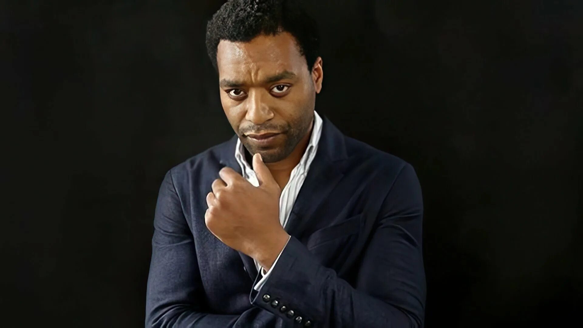 Актер разгадали. Чиветель Эджиофор. Актер Chiwetel Ejiofor. Чиветел Эджиофор 12 лет рабства. Chiwetel Ejiofor фильмография.