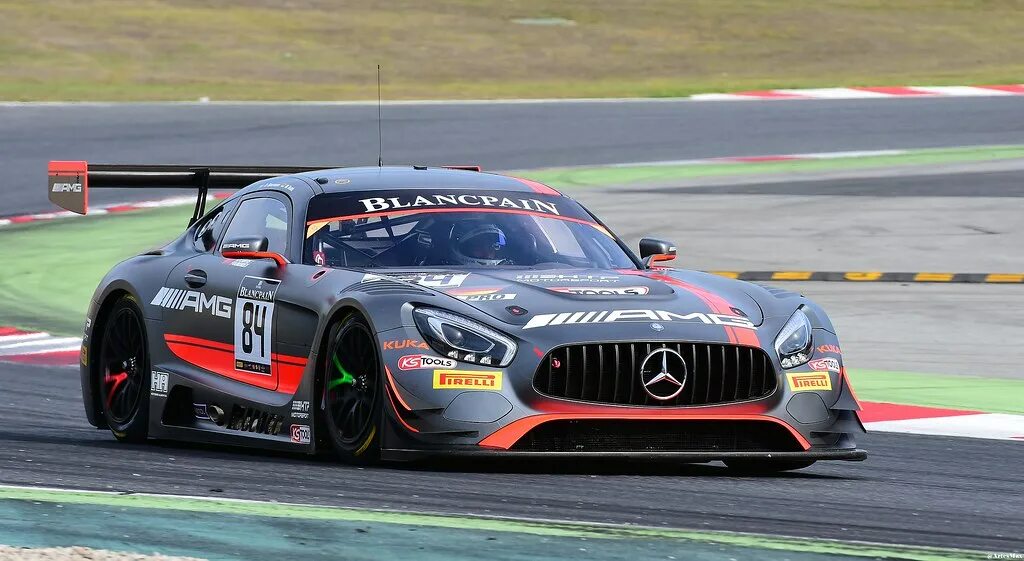 Mercedes amg gt 4. Benz amg gt3. Гоночный amg. Mercedes amg gt4 race car. Mercedes amg gt3 2015.
