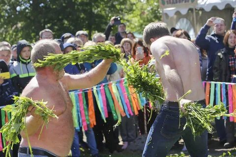 Наказание крапивой