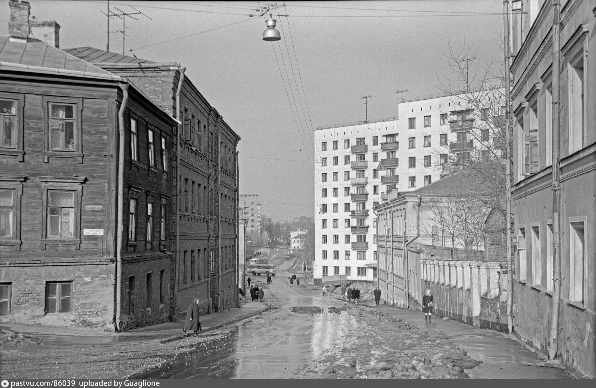 Бывший большой переулок москва. Безбожный переулок в Москве. Делегатская улица. Делегатская улица в Москве. Божедомский переулок Москва.