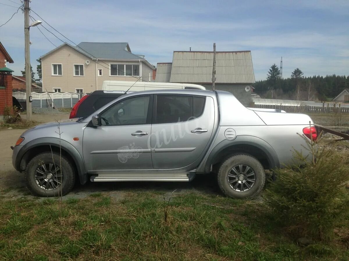 Купить л200 2008. Митсубиси l200 2008. Митсубиси л200 2008. Mitsubishi l200 серебристый. Митсубиши л 200 серебристый.