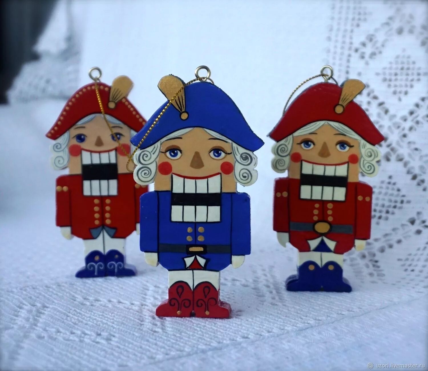 щелкунчик для детей. щелкунчик. щелкунчик пинтерест. щелкунчик на прозрачном фоне. игрушки из мультфильма щелкунчик.