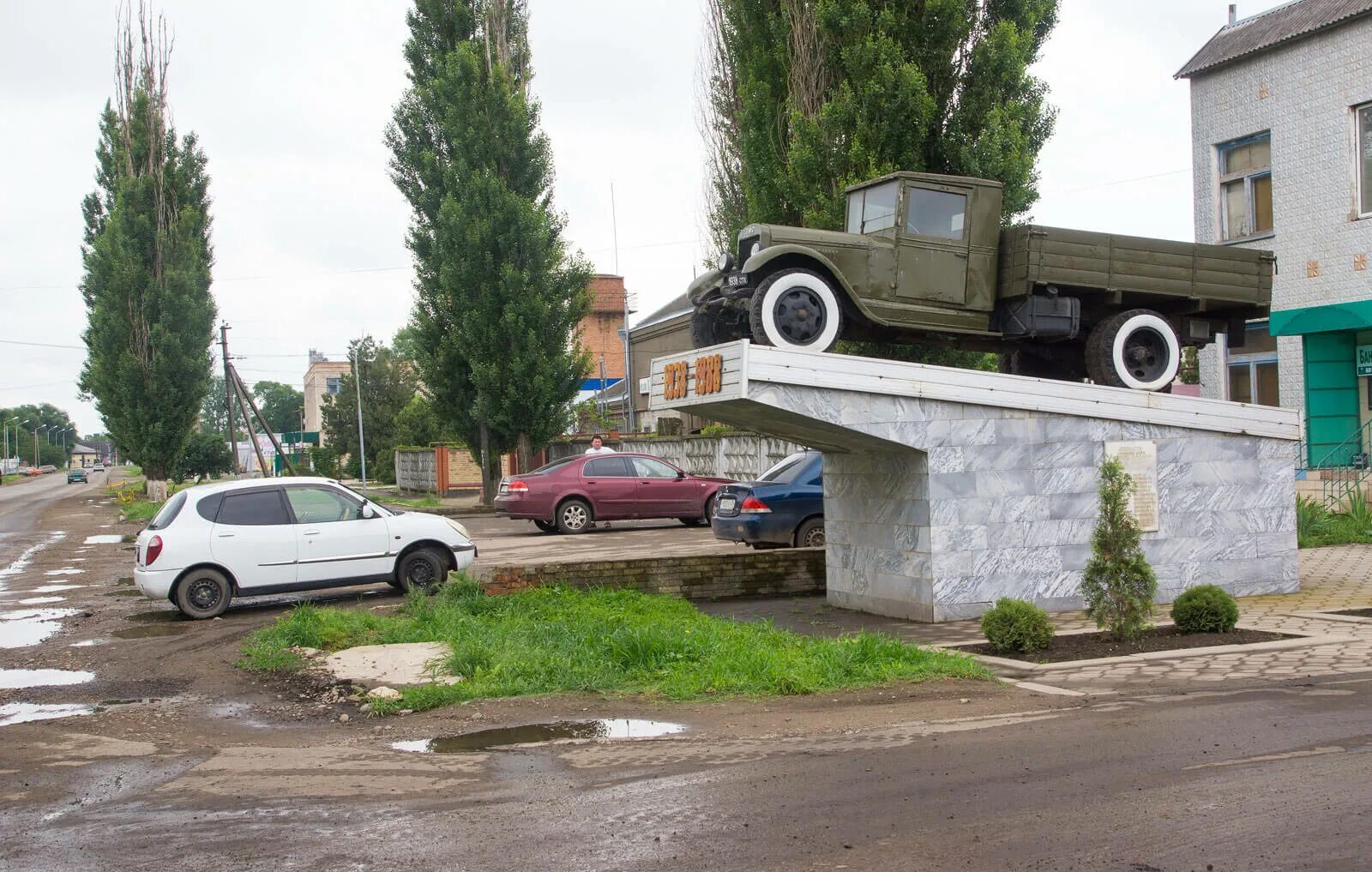 Памятники города Новоалександровска Ставропольского края. Памятники в Новоалександровске Ставропольского края. Достопримечательности Новоалександровска Ставропольского края. Памятники Новоалександровск. Новоалександровск ставропольский край улицы