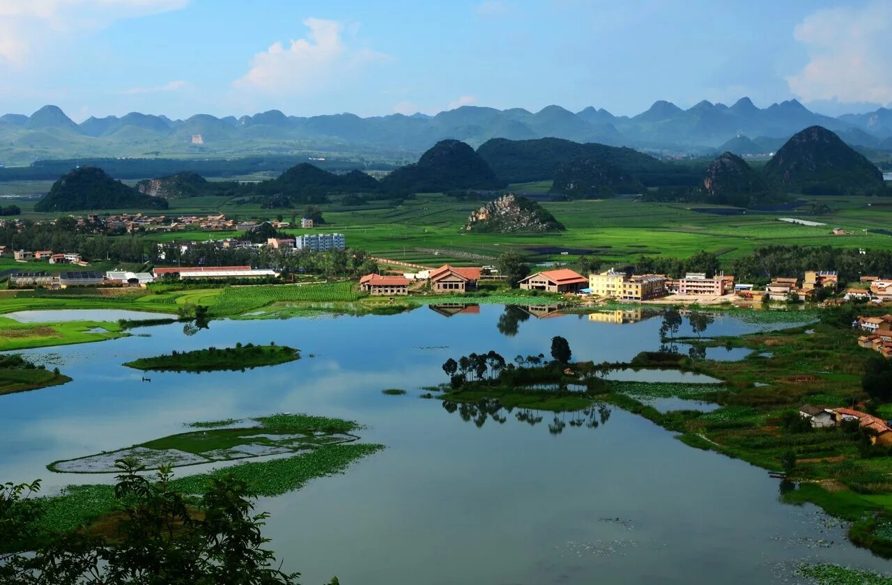 Провинция лимузен франция красный город. Провинс инфо. Мта провинция инфо. Провинциальные города франции фото. Карта метро мта провинция.