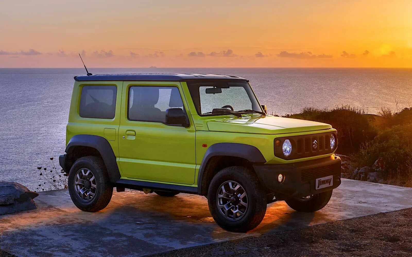 Купить сузуки джип. Внедорожник Suzuki Jimny. Suzuki Jimny 2022. Suzuki Jimny 2020. Suzuki Jimny 2020 зеленый.