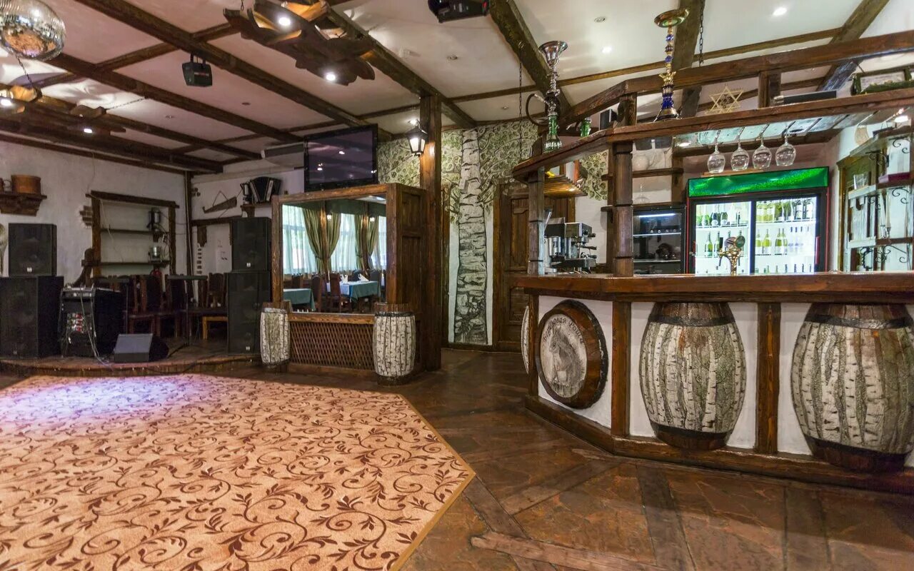 Березовая роща ресторан сайт. Берёзовая роща кафе нижний новгород официальный сайт. Кафе березовая роща москва. Кафе березовая роща нижний новгород. Нижний новгород кафе березовая роща залы.