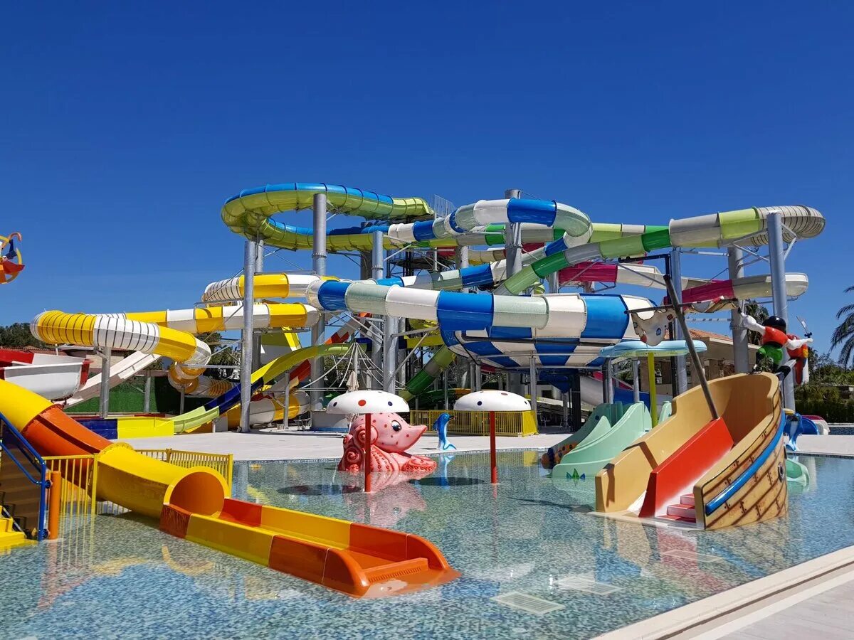 Отели турции с лунапарком и аквапарком для детей. Long beach resort аквапарк. Аквапарк в сиде турция. Аквапарк в сиде турция. Tekirova queens park 5 турция.