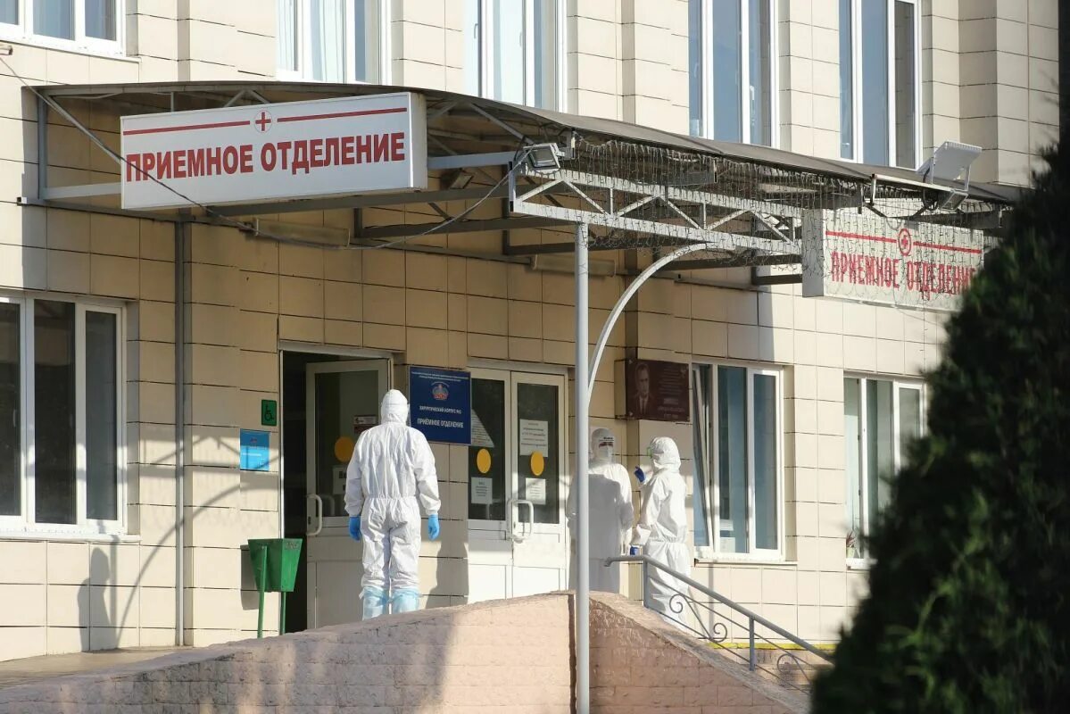 Дезинфекция. Город астрахань больница александро мариинская. Ковидный госпиталь в новосибирске 11 больница 2021 год. Закрыли областную больницу. 1 больница курск палаты.
