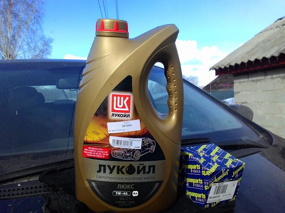 Хендай ix35 масло Лукойл. Масло для Соляриса 1.6 моторное. Масло в двигатель Хендай Солярис 1.4 2013 года. Масло Лукойл для Хендай Солярис 1.6. Поло масло лукойл