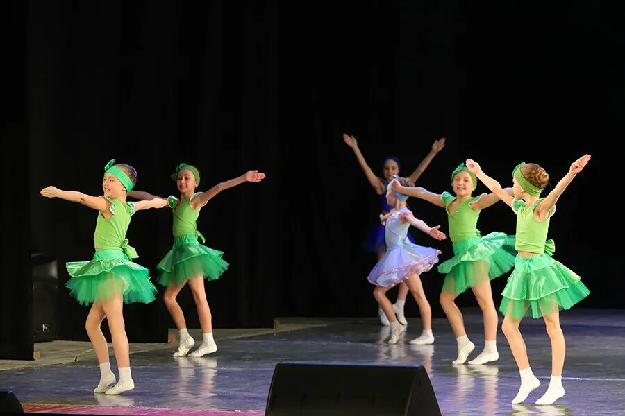 18 февраля танцевальный конкурс. детский конкурс танца. детский конкурс танца. танцевальный олимп. 18 февраля танцевальный конкурс.