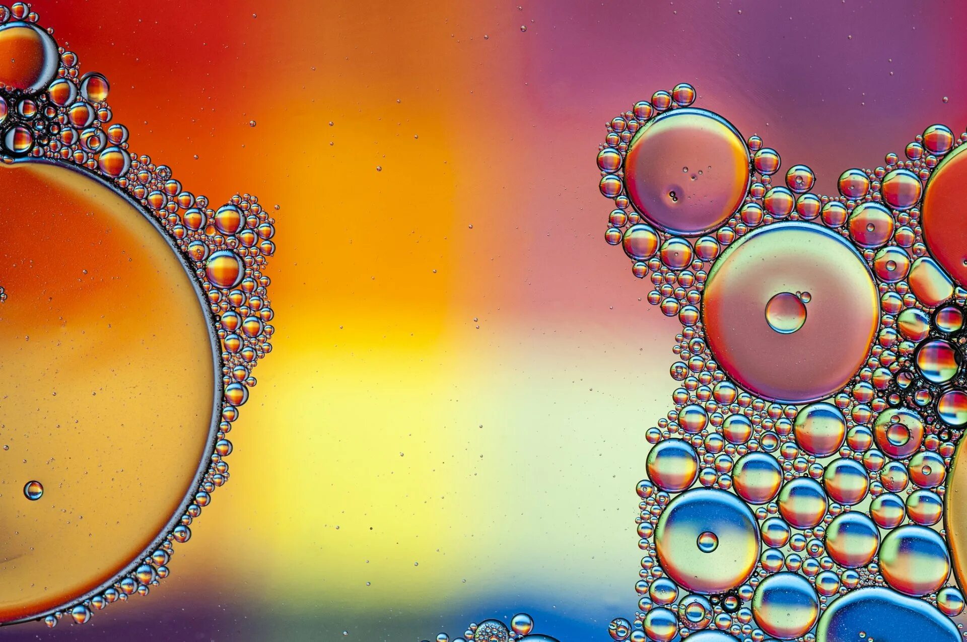 Газовые пузырьки. Пузыри в воде. Пузыри воздуха в воде. Пузырьки газа. Вода абстракция.