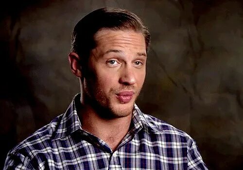 Харди персонаж. Tom hardy. харди подмигивает. том харди gif. том харди подмигивает.