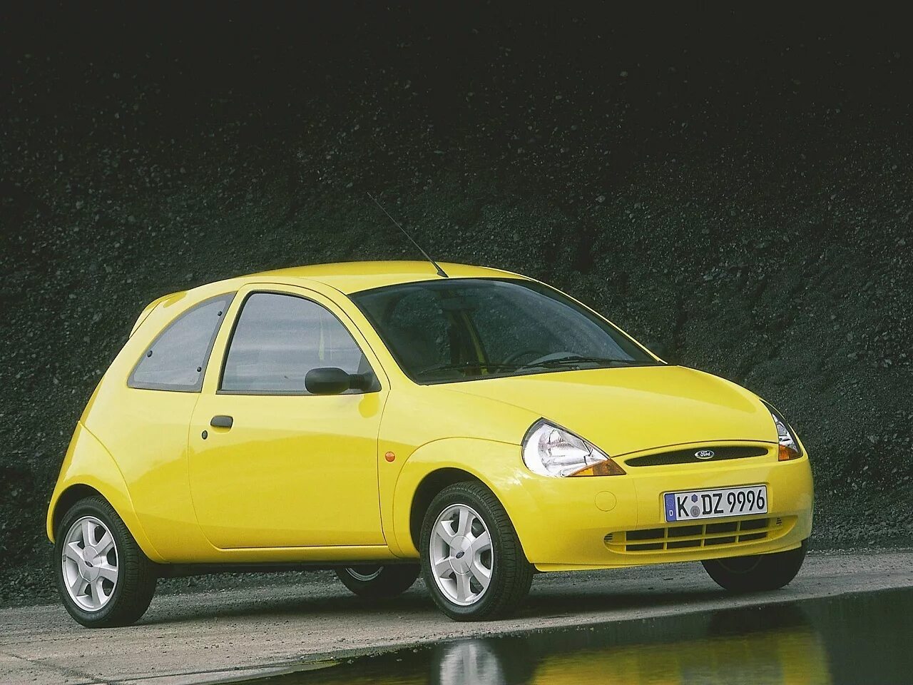 Ford ka 1996-2008. Ford ka 1996. Ford ka 2008. Ford ka 1 поколение.