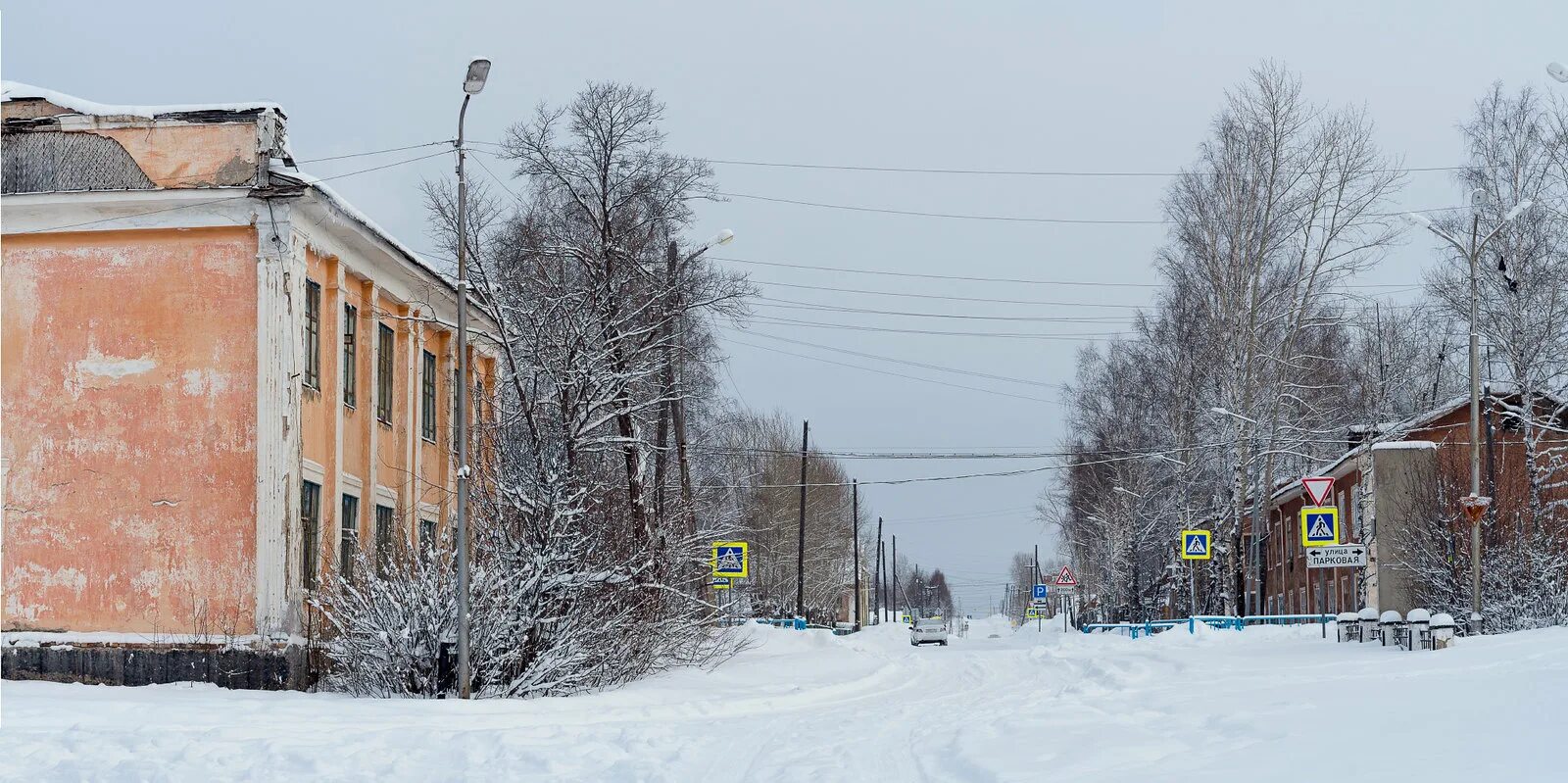 Карпинск улица ленина. Карпинск бу. Карпинск улица луначарского 79. Карпинск бу. Карпинск вокзал.