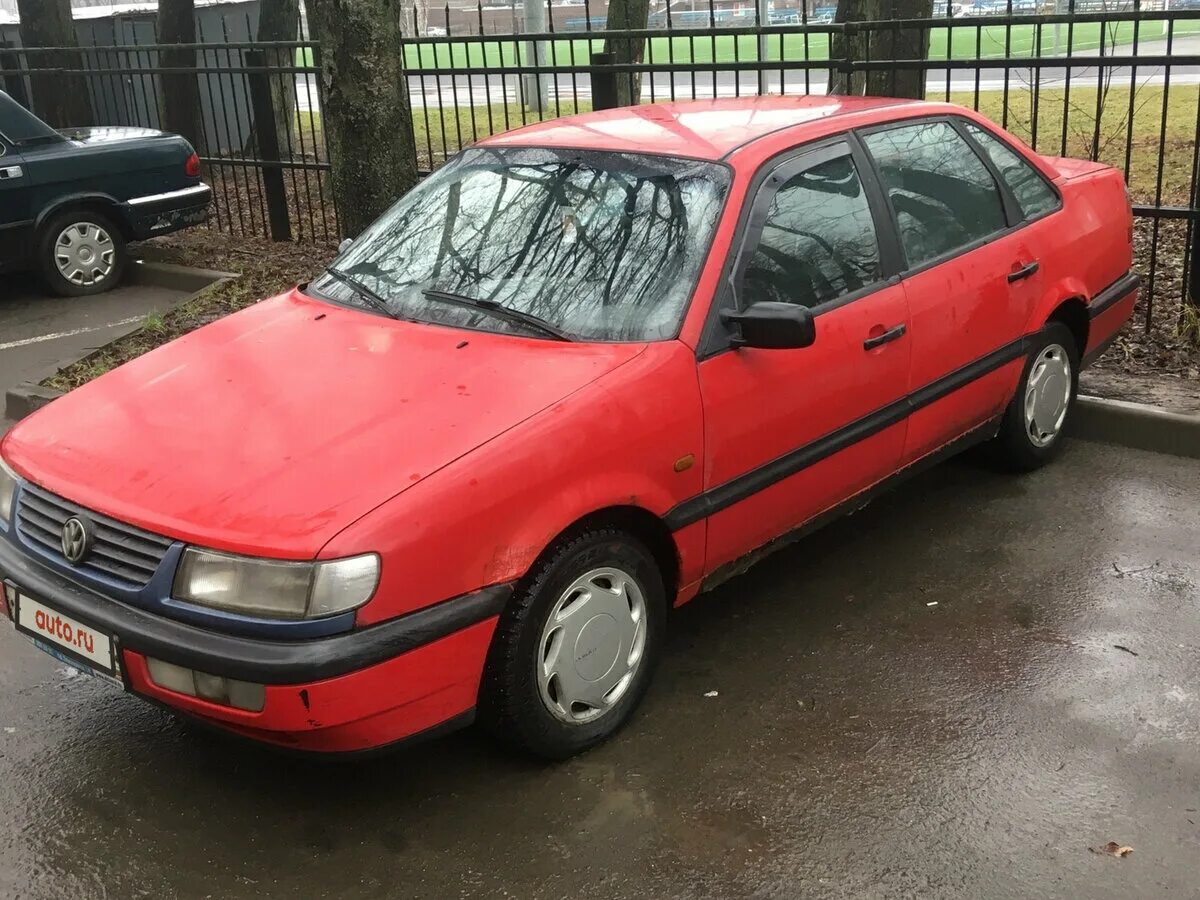 Volkswagen 1994. Passat b4 седан 1994. Фольксваген Пассат 1994 года. Фольксваген Пассат 1994 седан. Фольксваген седан 1994.