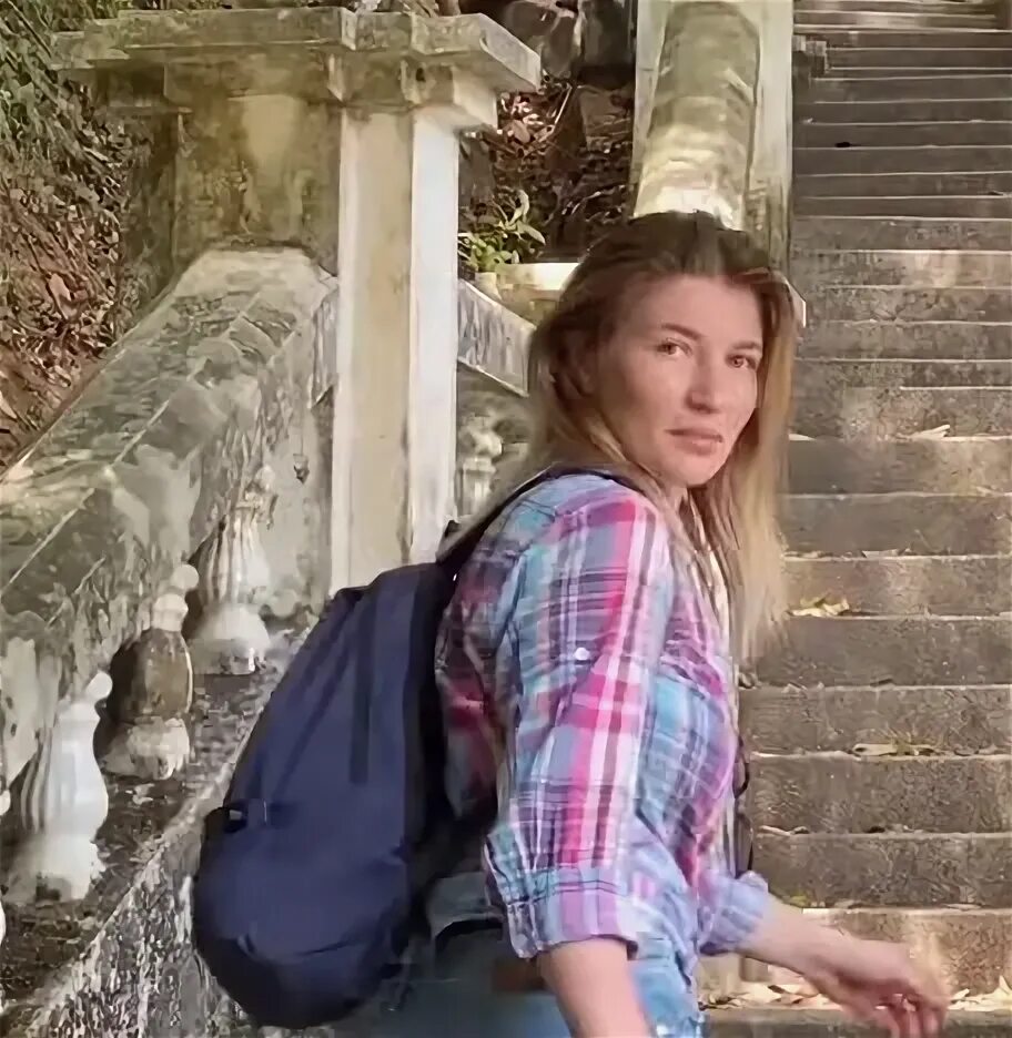 Маша обломов. Девушка славного друже. Обломов маша ассистент. Друже обломов маша. Маша обломов.