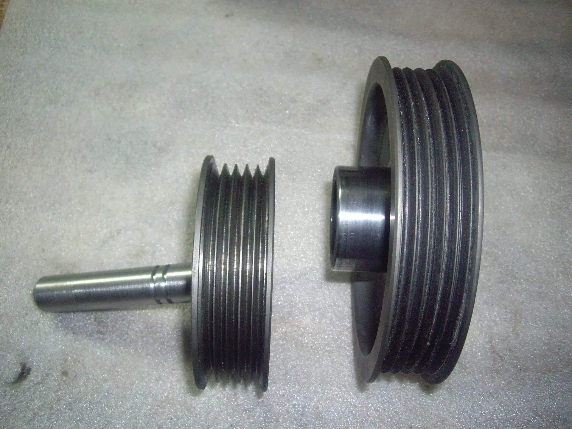 Ремень htd 375 5m. Шкивы комплект. Шкивы комплект. Шкив компрессора а-41. Шкивы и зубчатые ремни аэролодки.