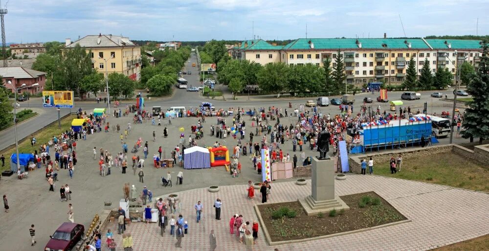 Погода чебаркуль. Площадь Ленина Чебаркуль. Площадь города Чебаркуль. Город Чебаркуль площадь Ленина. Чебаркуль центр города.