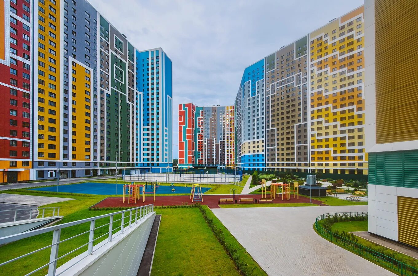 14 16 июня новостройки москвы. Жк 21/19. Жк сиреневый парк москва, ул. Жк wellton gold. Новостройки москвы.
