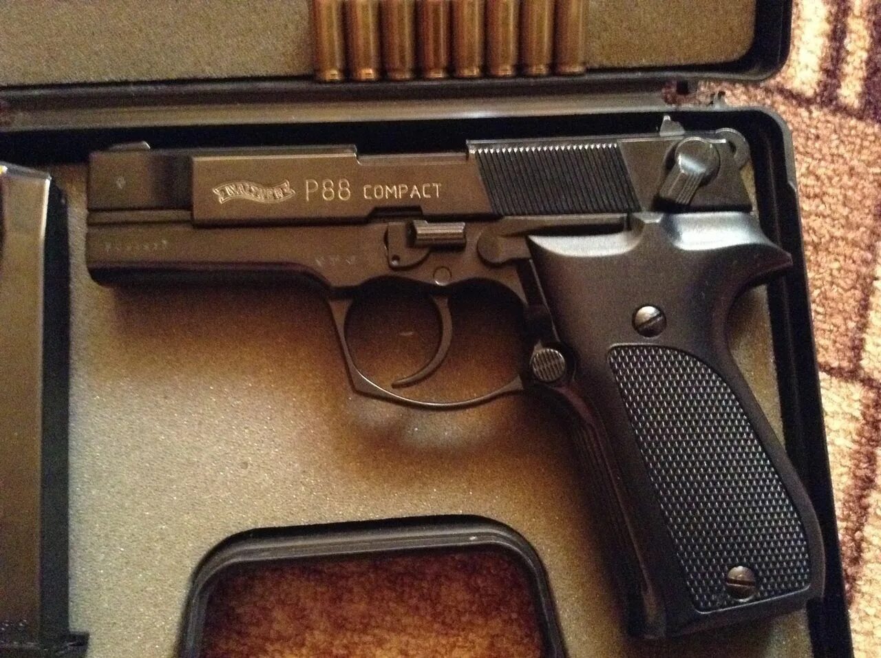 Компакт р. Walther p88 Compact.