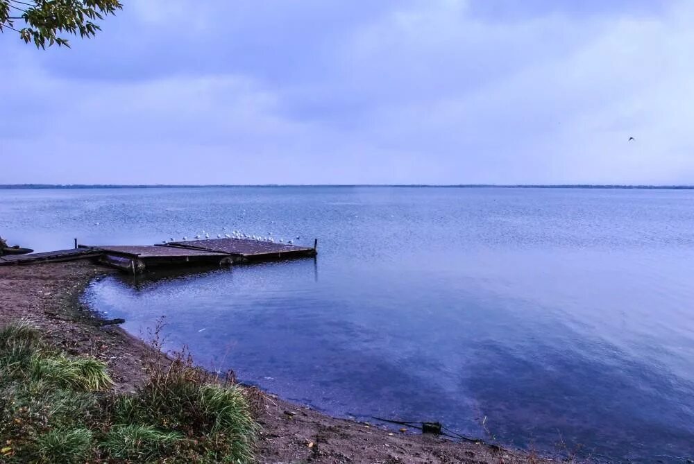 Озеро на берегу которого расположены. 1 Озеро Челябинск. Озеро первое Челябинская область. Северо Восток 1 озеро Челябинск. Первое озеро Челябинск озеро.