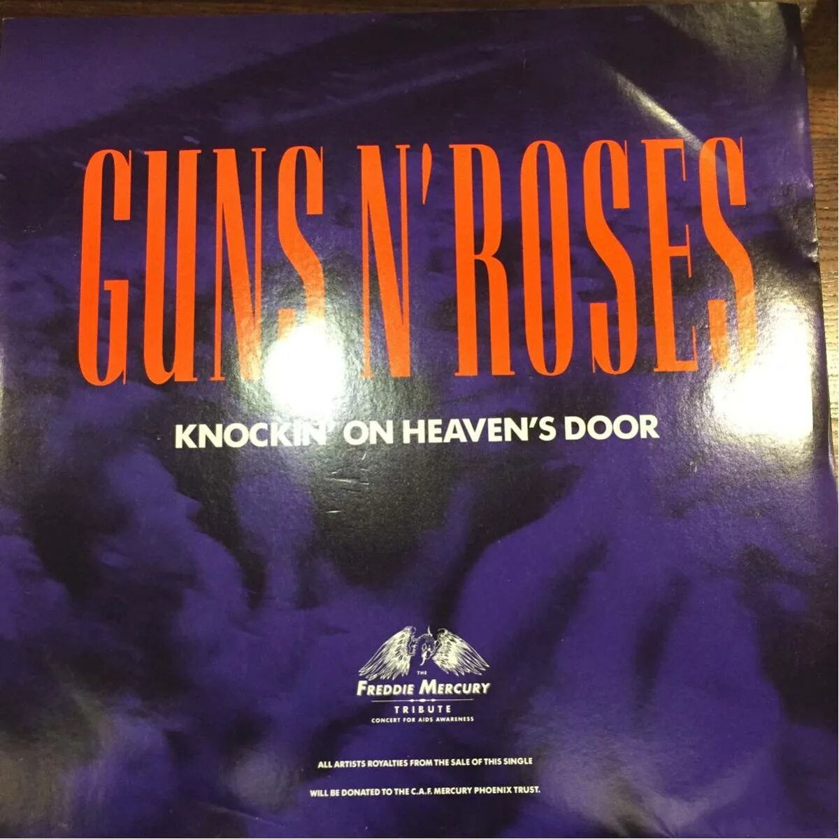 Knocking on Heaven's Door Guns'n'Roses. Heaven Knockin' on Heaven's Door. Guns n' Roses -Knockin' on Heaven's Door обложка альбома. Guns n Roses Knockin on Heaven s Door Live. Heaven s песня