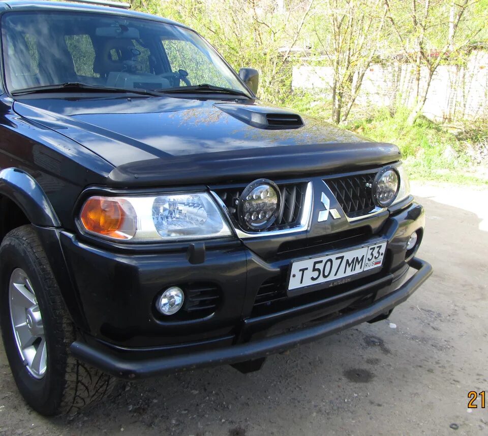 Mitsubishi Pajero Sport 2005 ПТФ. Mitsubishi Pajero Sport 1. Митсубиси Паджеро спорт 2007. Mitsubishi Pajero Sport 2007. Фары pajero sport