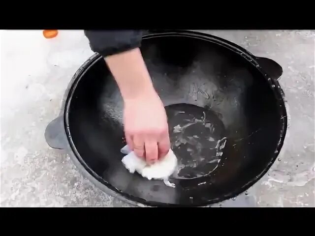 Как прокалить чугунный казан маслом. Как прокалить чугунный казан маслом