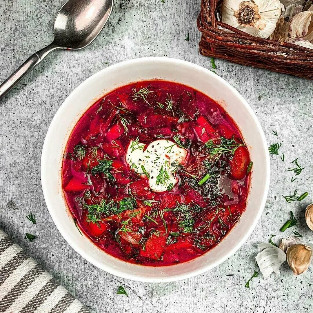 Вкусный борщ рецепт с фото пошагово. Борщ аксаковский. ши боршь. красный борщ. борщ красивое фото.