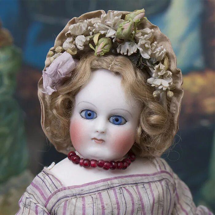 Купить куклу старую. Ильмира Степанова Антикварные куклы. Французские Антикварные куклы. Красивые старинные куклы. Старинные фарфоровые куклы.