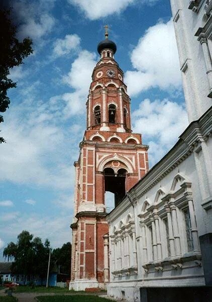 бронницы церковь михаила архангела. река кожурновка бронницы. трактор бронницы. церковь бронницы. город бронницы.