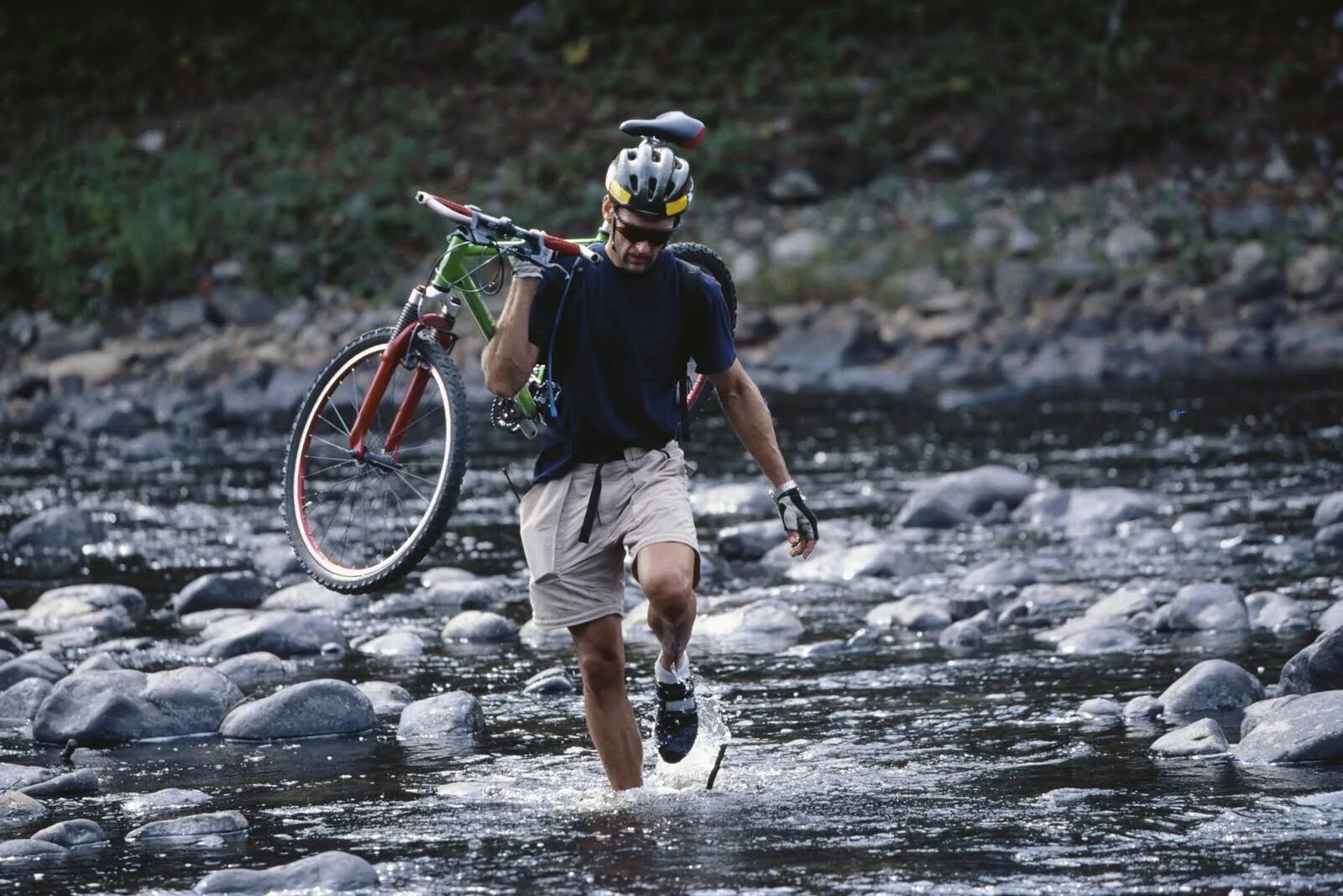 Sport tourism. Спортивный туризм. Спортивный поход. Спортивный туризм вид спорта. Виды активного отдыха.