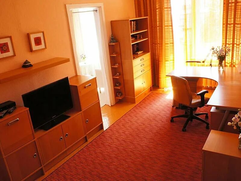 квартира гагариной на маяковской. снять квартиру на маяковской в москве. старопименовский переулок 16. красина 13 москва. суточно ру санкт-петербург.