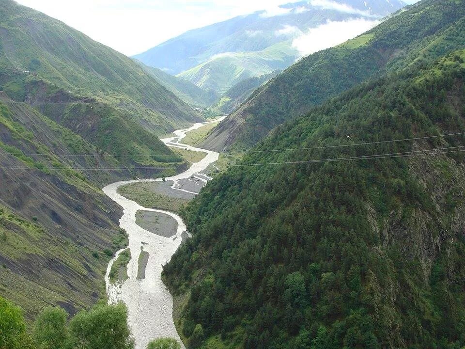 Река Самур в Дагестане. Долина реки Самур. Река Самур в Азербайджане. Самурская Долина Дагестан. Самур азербайджан