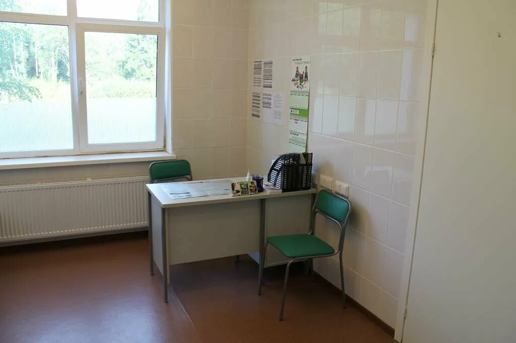 оборудование здравпункта. оснащение здравпункта на предприятии. кабинет фельдшера оснащение. фельдшерский здравпункт. здравпункт.