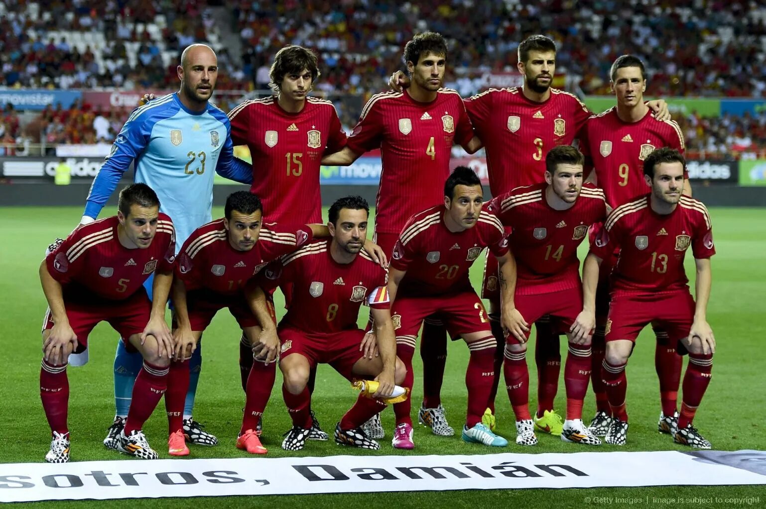 Сборная команда Испания 2010. Команда сборной Испании. Сборная Испания 2010 год. Сборная Испании 2010 состав.
