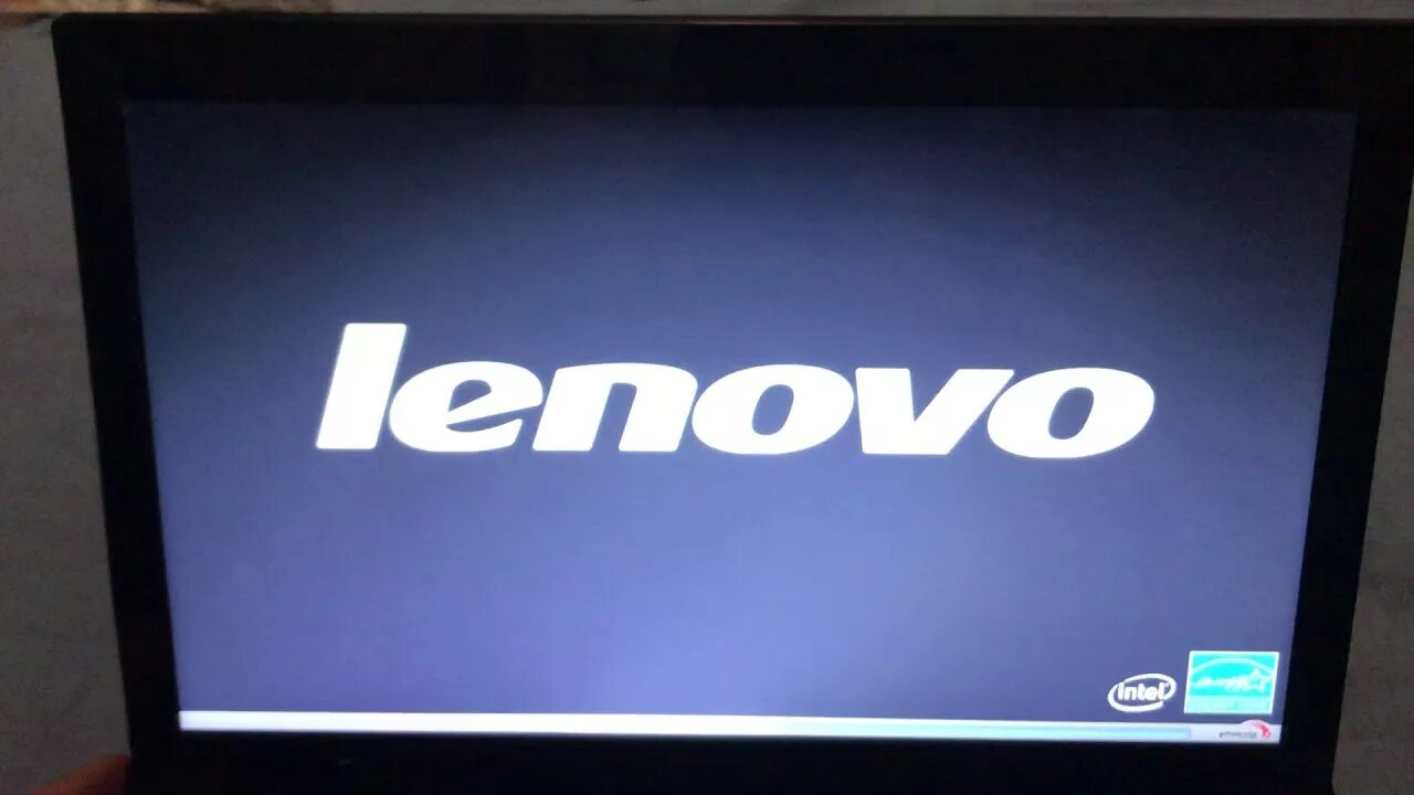 Леново черный экран что делать. Lenovo v570c SSD. Леново экран загрузки. Запуск леново. Загрузочный экран Lenovo.