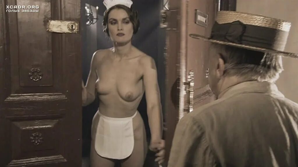 Толпа Голых Женщин На Улице - Мастер И Маргарита (Россия) (1994) - Telegraph