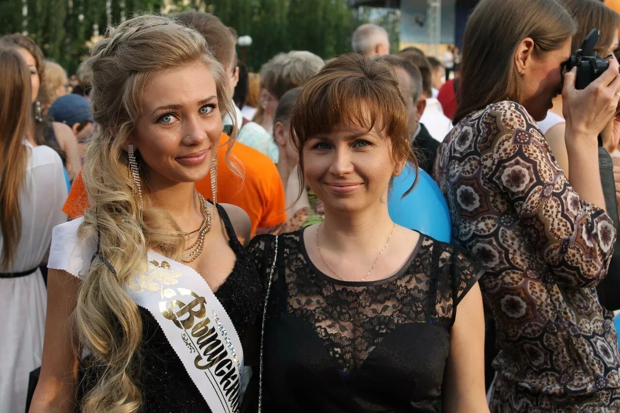 Одеть выпускника