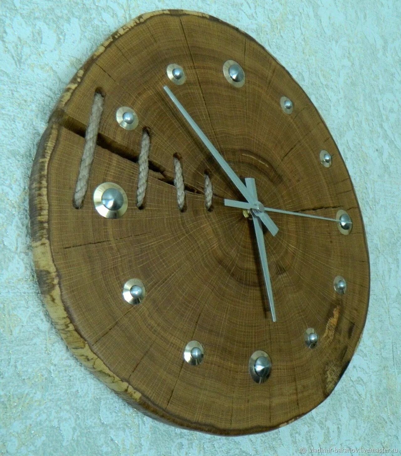 Дерево (часы настенные). Часы с логотипом компании. Часы из фанеры. Часы из фанеры. Часы с гравировкой настенные деревянные папе.